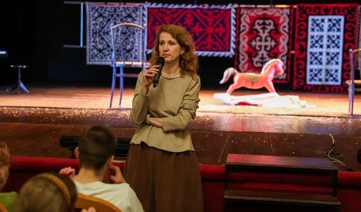 Спектакль «Сахарный ребенок» представили в рамках проекта «Тепло родного дома».